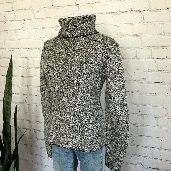 Moda International Turtleneck Sweater - Picture 5 of 8